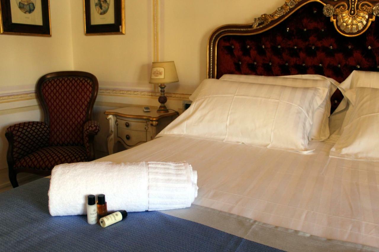 Les Suite Royales Sassari Ngoại thất bức ảnh